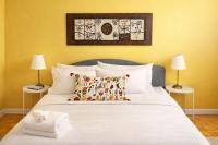 Cozy 2-BR Montreal Suite - 3 Beds - Great Location - B&B Montréal