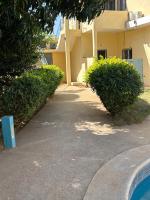 Villa & Appartement Du Soleil Ngaparou - B&B Ngaparou