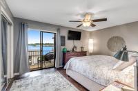 Tranquil Retreat Pool, Pickleball, Lake, Patio - B&B Lake Hamilton