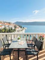 Appartamento con 1 Camera da Letto, Balcone e Vista Mare
