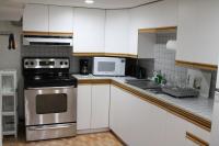 Private Basement in Toronto Separate Entrance - B&B Toronto