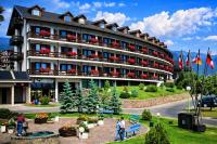 LA TANA - Residence Veronza con piscina, Dolomiti Affitti - Chambres d'hôtes Cavalese