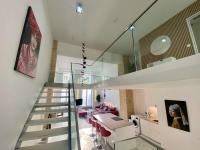 Large Loft Apartment with Pool Table - Chambres d'hôtes Berlin