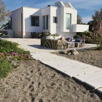Villa Emiele Exclusive Private Sea Access & Garden - B&B Mola di Bari