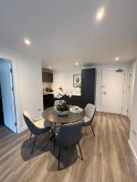 Stylish 2BD apartment close to airport - Ferienwohnung Manchester