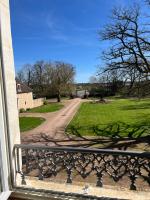 La Brosse Estate - Ferienwohnung Lureuil