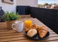 Studio 26 m2 à Mulhouse - Terrasse & Stationnement - Accès UHA & Tram - B&B Mulhouse