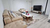 Campbelltown Family Retreat 3-Bedroom Home - B&B Campbelltown