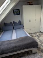 ,, Himmelsblick "Apartment komplett möbliert,direkt an der Haltestelle, nach Heidelberg,Mannheim ,Weinheim - B&B Hirschberg an der Bergstraße