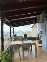 Penthouse by BU - Chambres d'hôtes Saranda