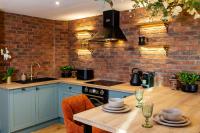 Edens Nest Stylish City Centre Retreat with Views - B&B York