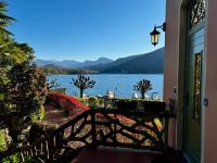 Exclusive waterfront villa with stunning views - B&B Caslano