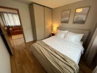 NEW! Two-bedroom apartment in the heart of Põltsamaa! - Chambres d'hôtes Põltsamaa
