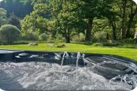 Stunning country home with Hot Tub and Sauna - Bed and Breakfast Strachur