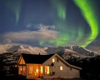 Breathe - Seafront Holiday Home with Open Sea Views - Ferienwohnung Skrollsvika