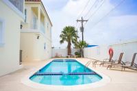 Ocean Garden 8 - Walk to the beach - Spacious 3BR - B&B South Padre Island