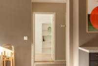 Modern 4BR flat at Grünerløkka, 1 min walk to tram - B&B Oslo