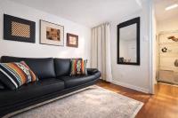 Prime Downtown Toronto - Cozy 1BR - Private Entry - Chambres d'hôtes Toronto