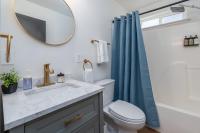Yosemite Sunrise Retreats - 2 Homes, 4000 Sqft, Epic Family Reunion - Chambres d'hôtes Mariposa