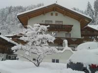 Ferienwohnung Rauch Mathilde - B&B Schwendau