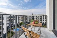 Lumina I 2BR Apart near Orientarium ZOO I Parking I Balcony - Chambres d'hôtes Łódź