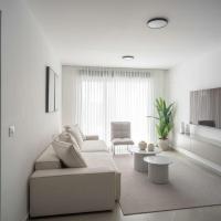 Warm & Modern 2BR by the Sea l Mamad - Ferienwohnung Bat Jam