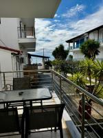 Anna's apartments - B&B Psakoúdia