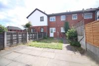 2BDR House 4 Beds & Sofa with 3 TVs Netflix PS4 Free Parking Near MCR AO Arena - Chambres d'hôtes Manchester