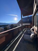 Spacious Luxury Alpine Duplex in Crans Montana - B&B Crans-Montana