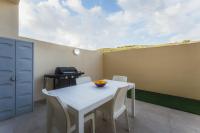 Xlendi Apartment with BBQ Close to the Bay - Bed and Breakfast Xlendi