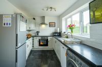 2 Bed home close to the hospital and town centre - Pass the Keys - Chambres d'hôtes Shrewsbury