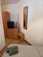 Doppel- oder Zweibettzimmer