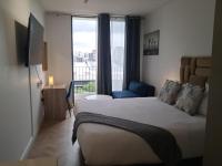 One Rosebank DJAYS Melangè Stylish Pad - B&B Johannesburg
