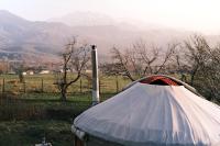 Nomad Yurt, 60 year old - Chambres d’hôtes Ryskulov