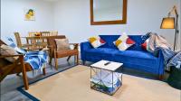 Deluxe 3-Bedroom Rainham Home - Perfect for Contractors & Families - Parking & Free WiFi - A Place to Rest, A Place to Reconnect - Chambres d'hôtes Swindon