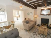 The Old Stables - Pet-Friendly Stay Near Ruthin Castle with Parking - Ferienwohnung Ruthin