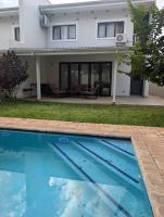 Victoria Falls Modern 3 Bed Villa Private Pool - Bed and Breakfast Victoria Falls