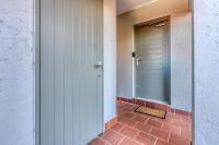 Work & Relax with Fast WiFi ,Garden View, Pool - Ferienwohnung Centane