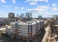 Modern Luxury Condo in Downtown Raleigh - B&B Raleigh