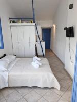 Thalias apartments - B&B Kómi