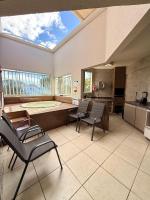 Cobertura Thermas Paradise - com acesso ao rio - acomodação para até 12 pessoas - B&B Rio Quente