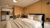 RentHouse ApartHotel Room #3 - Ferienwohnung Chişinău