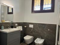 Bilocale con terrazzo Trebbo di Reno BolognaFiere - Chambres d’hôtes Tor Paterno