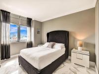 Luxury 3BR Water view 18th-Floor Deck Pool - B&B Hallandale Beach