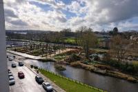 Modern 2 Bed Flat, Free Parking, Central Hemel - Bed and Breakfast Hemel Hempstead