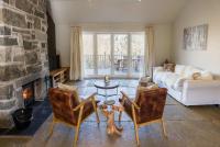 Ghillie's Cottage on the River Lochay - B&B Killin