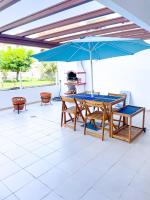 Beach House in Vilamoura: Terrace+pool - B&B Vilamoura
