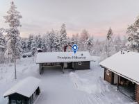 Frostpine Hideaway - Cozy new log cabin near Rovaniemi - Chambres d'hôtes Rovaniemi