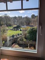 Einzelzimmer mit Gartenblick