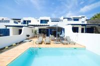 Villa Maitri - By AZ Rentals - B&B spiaggia di Blanca